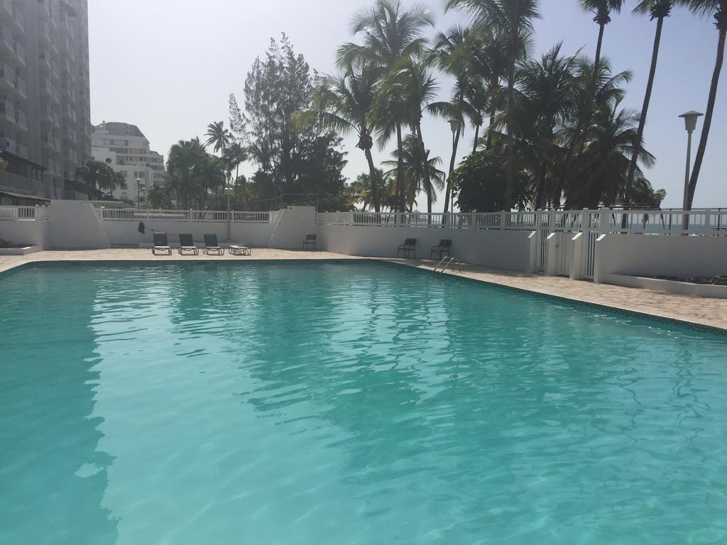 Marbella Del Caribe Beachfront San Juan Esterno foto
